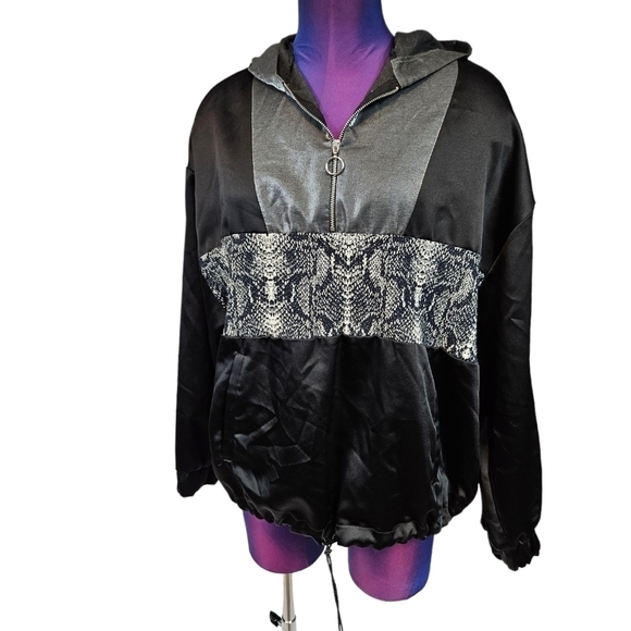 Zara Basic Silver & Black Satin Hooded Windbreaker Size Medium Women's H34 - Picture 9 of 10